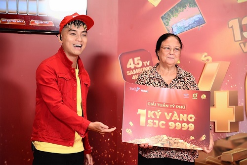 Thêm một khách hàng may mắn ở TP Hồ Chí Minh trúng 1kg vàng SJC   999.9 từ Mega1