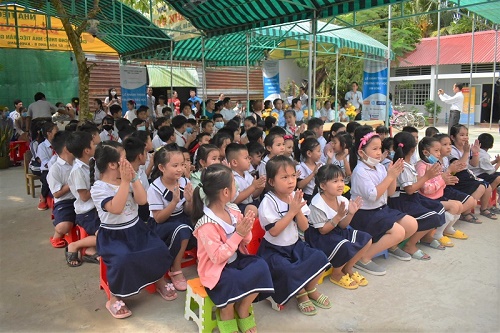 Hơn 90 học sinh ở Hậu Giang đón ngôi trường mới vào những ngày đầu tiên của 2021