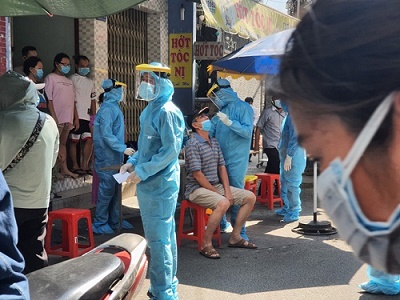 TP HCM: Phong tỏa khu dân cư trên đường Điện Biên Phủ nghi 3 người mắc Covid-19