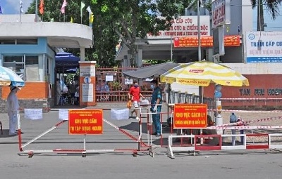 TP Hồ Chí Minh: Hai nhân viên làm việc tại Bệnh viện quận Tân Phú nghi mắc COVID-19