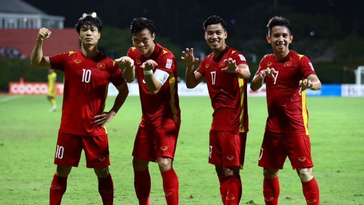 Dư âm Việt Nam 3-0 Malaysia: Công Phượng và đồng đội biến 