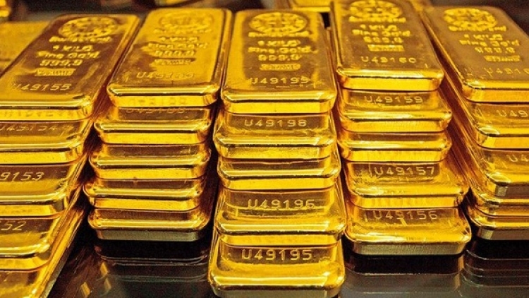 Giá vàng trong nước giảm, ngược chiều với giá vàng thế giới
