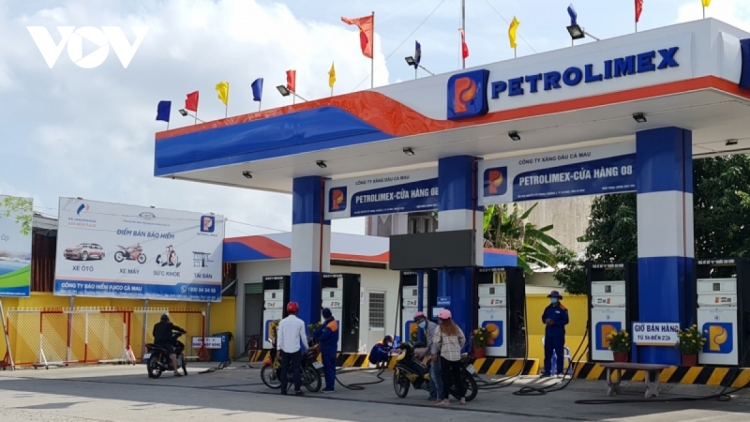 Việt Nam điều chỉnh giá xăng dầu với tần suất 10 ngày/lần