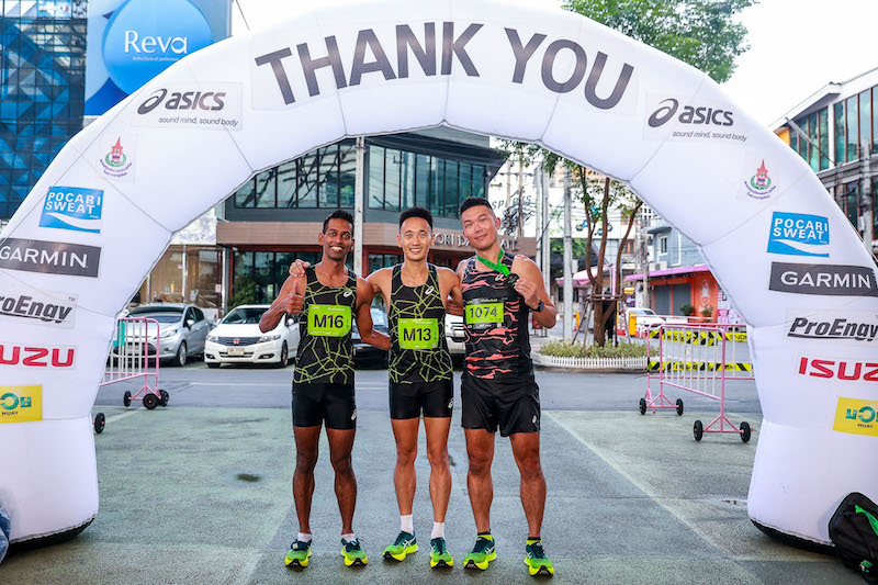 Lâm Quang Nhật cùng hàng trăm vận động viên phá vỡ thành tích cá nhân với giày chạy mới của ASICS