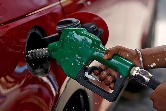 Giá xăng dầu hôm nay 31/10/2023 tiếp đà giảm